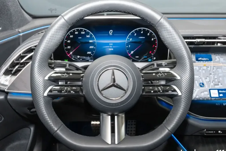 Mercedes-Benz E 200 din 2025 cu 5.000 km - oferta MER176912 - foto 17