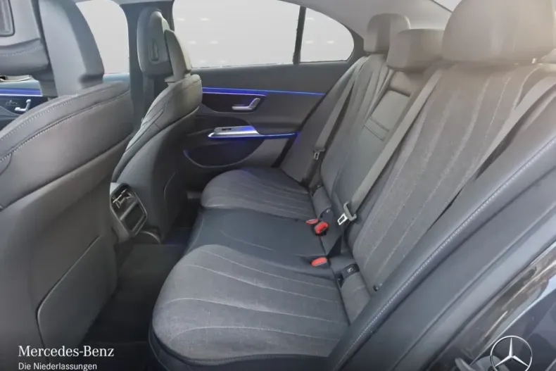 Mercedes-Benz E 200 din 2025 cu 4.765 km - oferta MER176914 - foto 9