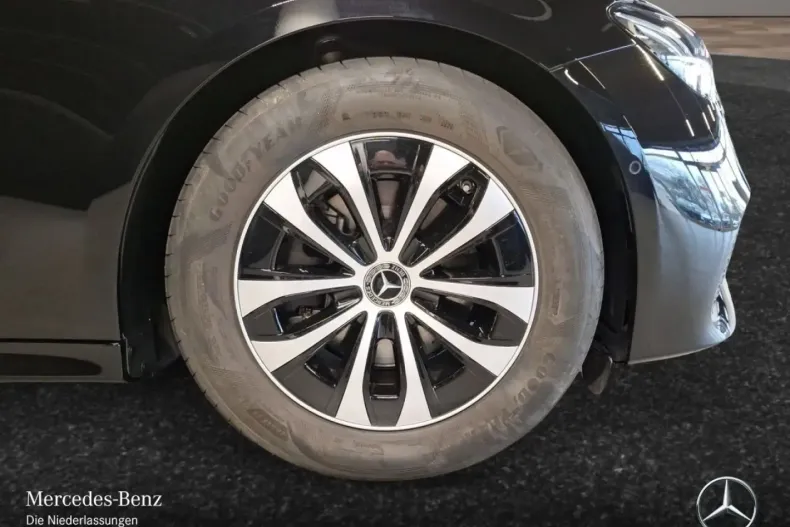 Mercedes-Benz E 200 din 2025 cu 6.705 km - oferta MER176917 - foto 7