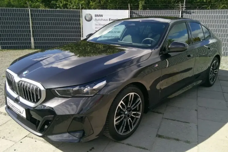 BMW 520 din 2025 cu 24.800 km - oferta BMW176924 - foto 1