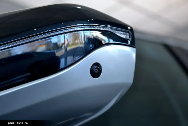 BMW 520 din 2025 cu 4.720 km - oferta BMW176928 - foto 22