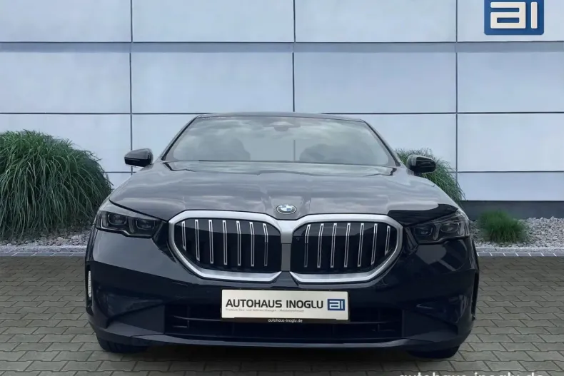 BMW 520 din 2025 cu 27.938 km - oferta BMW176930 - foto 1