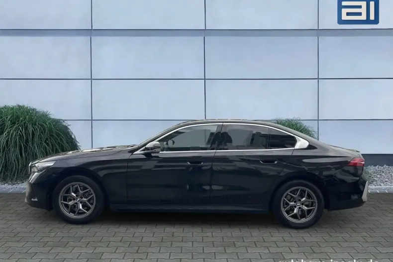 BMW 520 din 2025 cu 27.938 km - oferta BMW176930 - foto 4