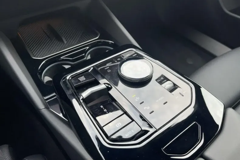 BMW 520 din 2025 cu 27.938 km - oferta BMW176930 - foto 15