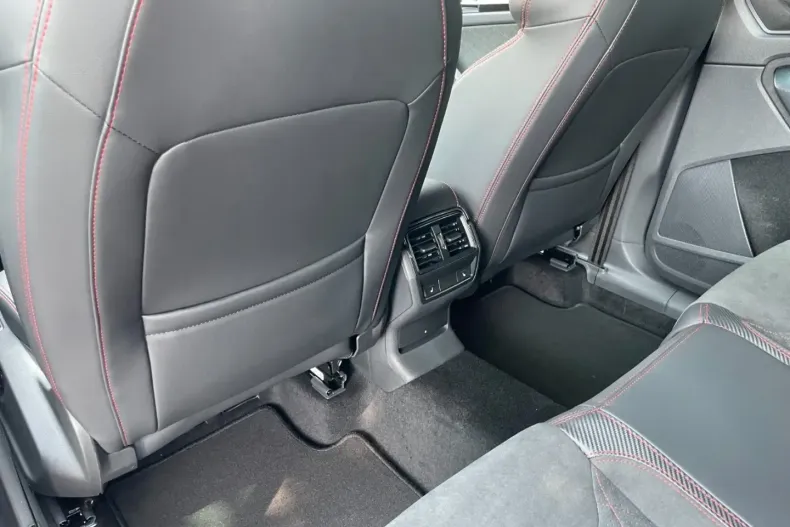 Skoda Kodiaq din 2023 cu 12.500 km - oferta SKO176936 - foto 11