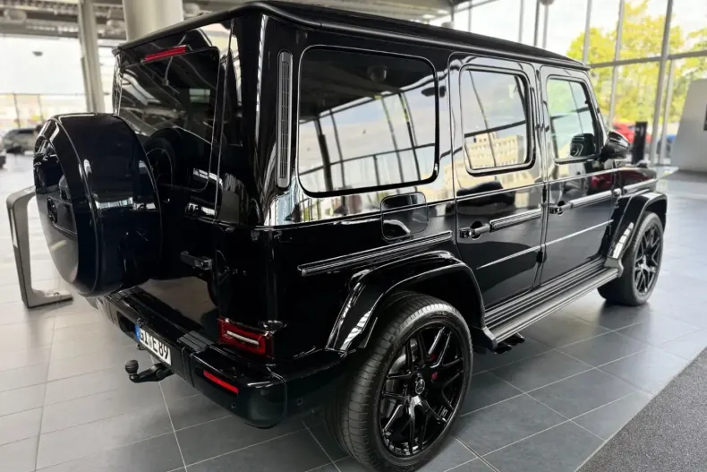 Mercedes-Benz G 63 AMG din 2025 cu 5.200 km - oferta MER176942 - foto 2