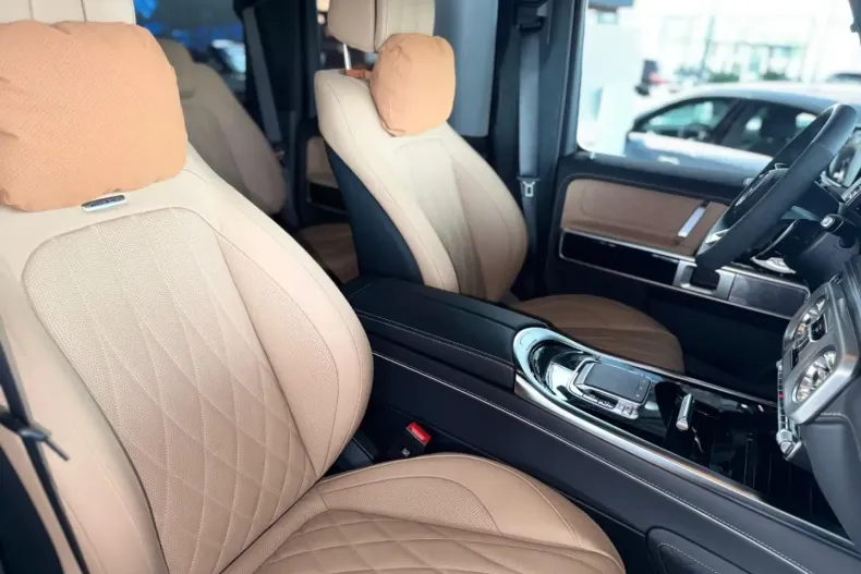 Mercedes-Benz G 63 AMG din 2025 cu 5.200 km - oferta MER176942 - foto 5