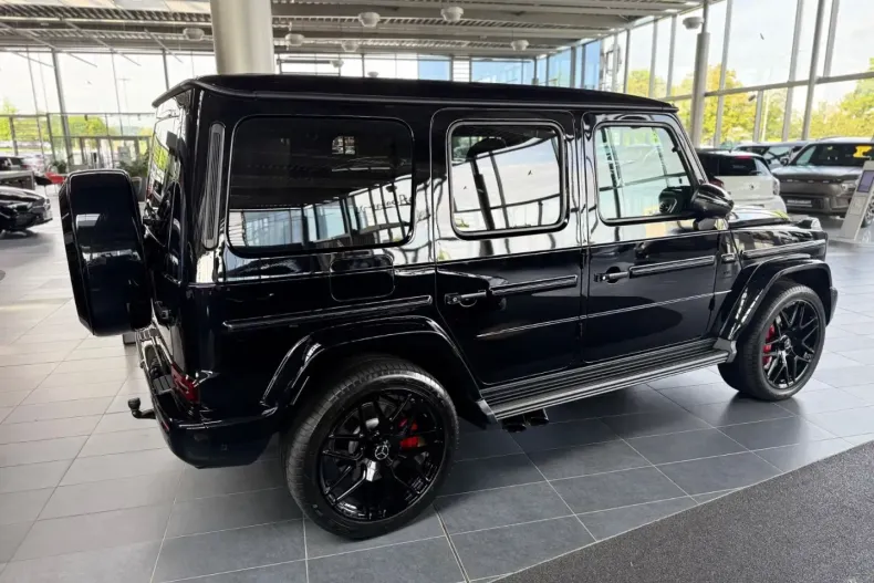 Mercedes-Benz G 63 AMG din 2025 cu 5.200 km - oferta MER176942 - foto 9