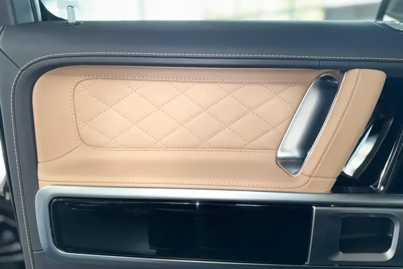 Mercedes-Benz G 63 AMG din 2025 cu 5.200 km - oferta MER176942 - foto 21