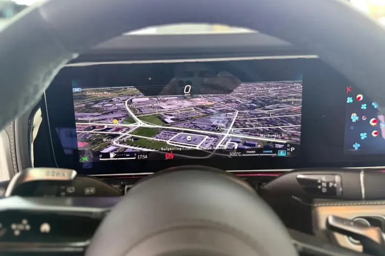 Mercedes-Benz G 63 AMG din 2025 cu 5.200 km - oferta MER176942 - foto 32