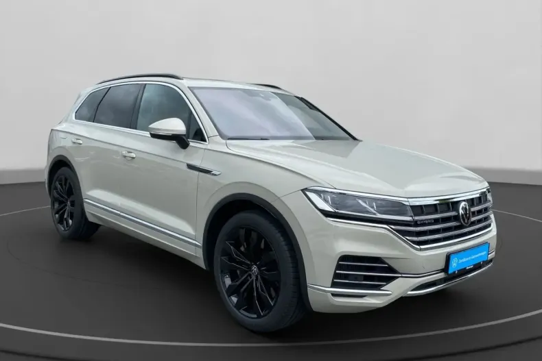 Volkswagen Touareg din 2021 cu 57.360 km - oferta VOL176946 - foto 5