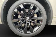Volkswagen Touareg din 2021 cu 57.360 km - oferta VOL176946 - foto 7