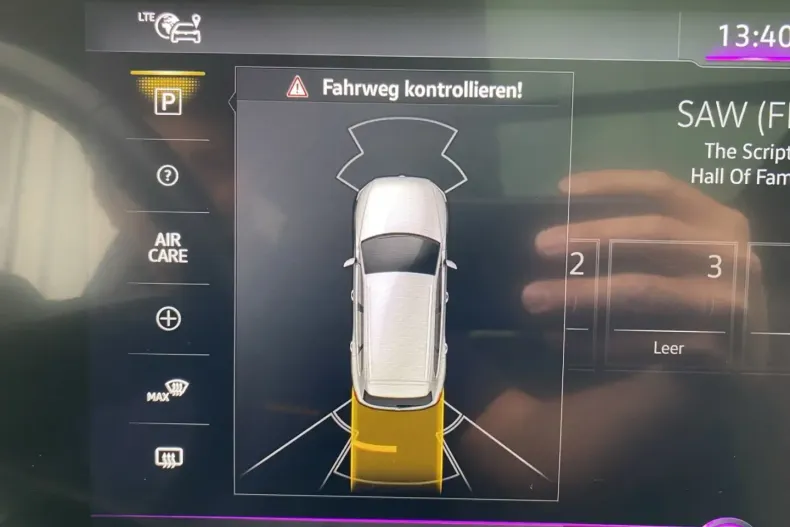 Volkswagen Touareg din 2021 cu 57.360 km - oferta VOL176946 - foto 12