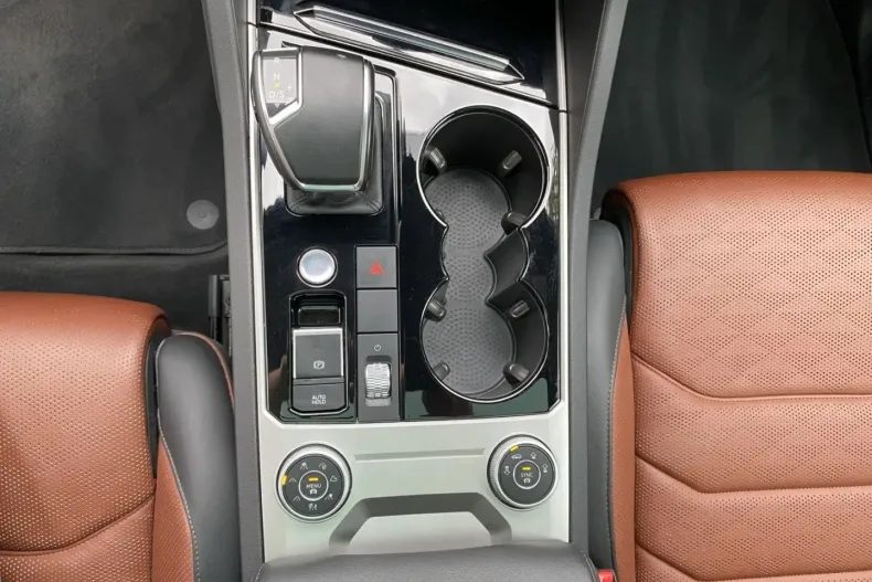 Volkswagen Touareg din 2021 cu 57.360 km - oferta VOL176946 - foto 18