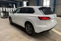 Volkswagen Touareg din 2021 cu 68.790 km - oferta VOL176947 - foto 4