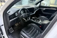 Volkswagen Touareg din 2021 cu 68.790 km - oferta VOL176947 - foto 12