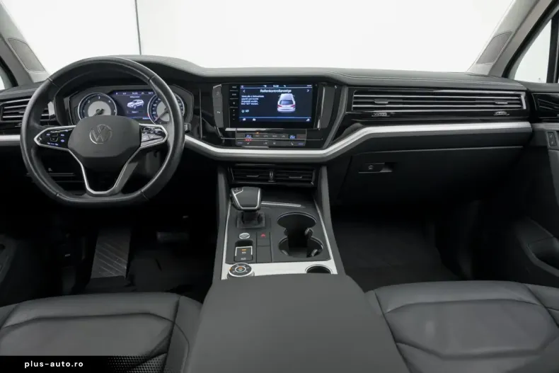 Volkswagen Touareg din 2021 cu 58.556 km - oferta VOL176949 - foto 10