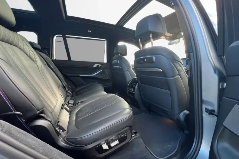 BMW X7 din 2025 cu 35.000 km - oferta BMW176963 - foto 3