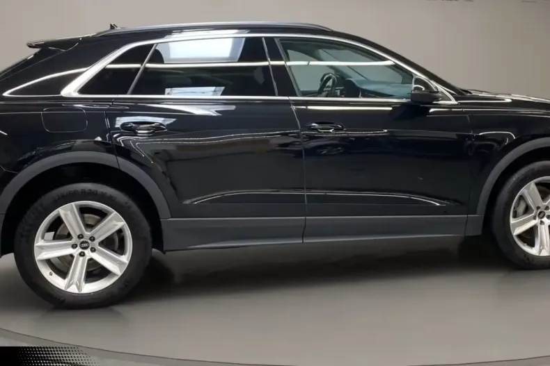 Audi Q8 din 2022 cu 85.543 km - oferta AUD176964 - foto 3