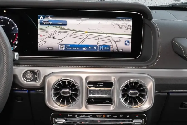 Mercedes-Benz G 63 AMG din 2025 cu 6.900 km - oferta MER176966 - foto 6