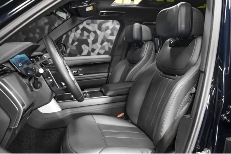 Land Rover Range Rover din 2023 cu 31.790 km - oferta LAN176971 - foto 8