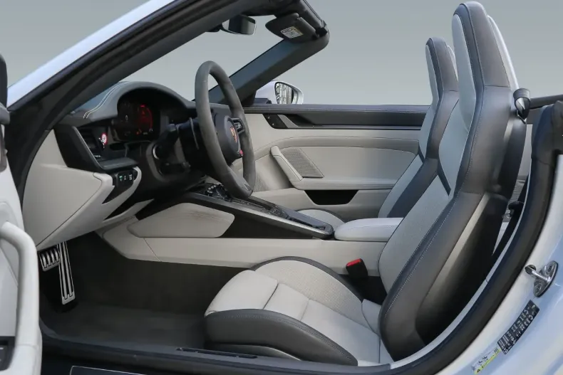 Porsche 992 din 2025 cu 21.200 km - oferta POR176972 - foto 12