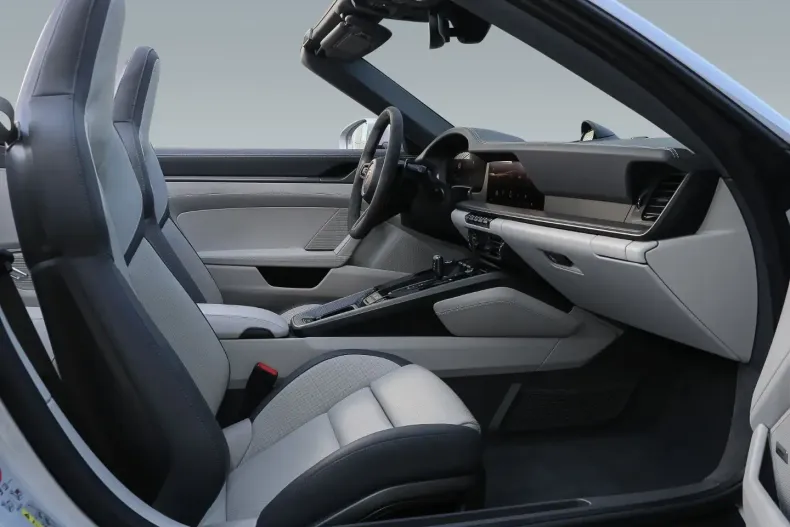 Porsche 992 din 2025 cu 21.200 km - oferta POR176972 - foto 22