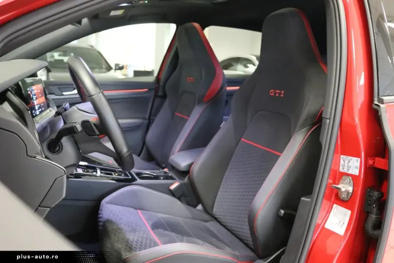 Volkswagen Golf din 2023 cu 30.906 km - oferta VOL176973 - foto 14