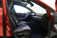 Volkswagen Golf din 2023 cu 30.906 km - oferta VOL176973 - foto 32