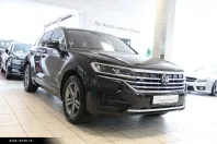 Volkswagen Touareg din 2023 cu 67.338 km - oferta VOL176975 - foto 1