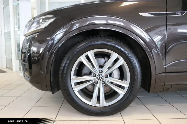Volkswagen Touareg din 2023 cu 67.338 km - oferta VOL176975 - foto 5