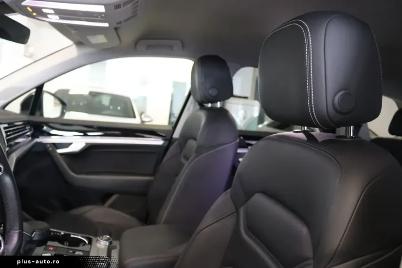 Volkswagen Touareg din 2023 cu 67.338 km - oferta VOL176975 - foto 14