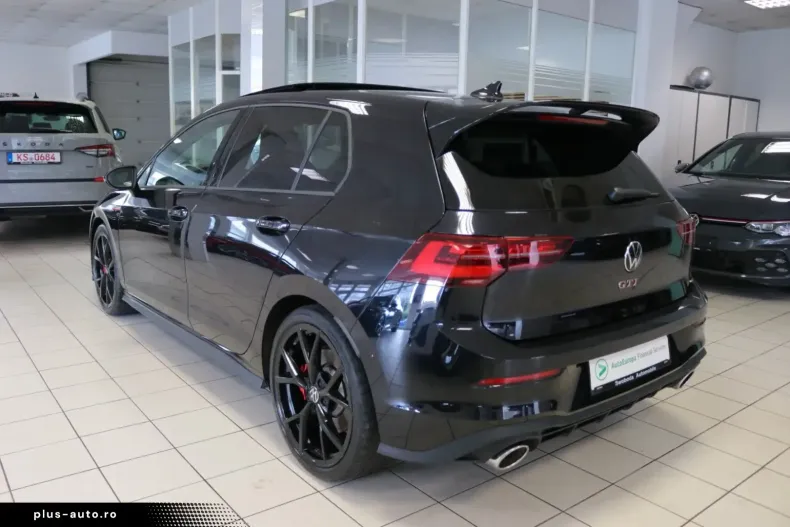 Volkswagen Golf din 2022 cu 47.447 km - oferta VOL176979 - foto 2