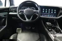 Volkswagen Touareg din 2021 cu 87.894 km - oferta VOL176980 - foto 12