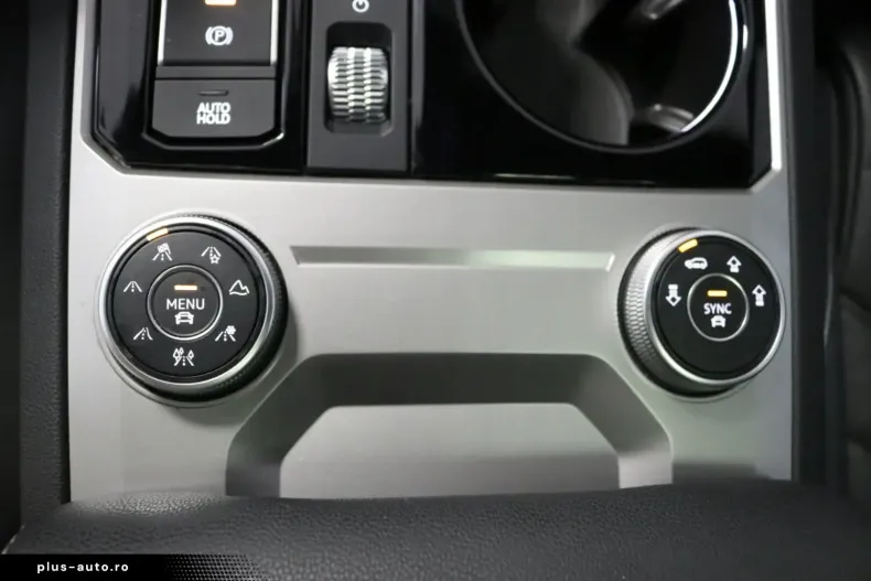 Volkswagen Touareg din 2021 cu 87.894 km - oferta VOL176980 - foto 17