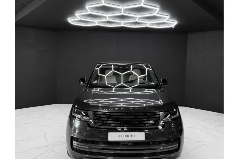 Land Rover Range Rover din 2023 cu 59.990 km - oferta LAN176982 - foto 8