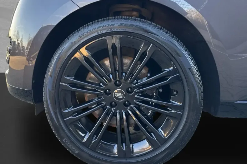 Land Rover Range Rover din 2022 cu 55.200 km - oferta LAN176983 - foto 9