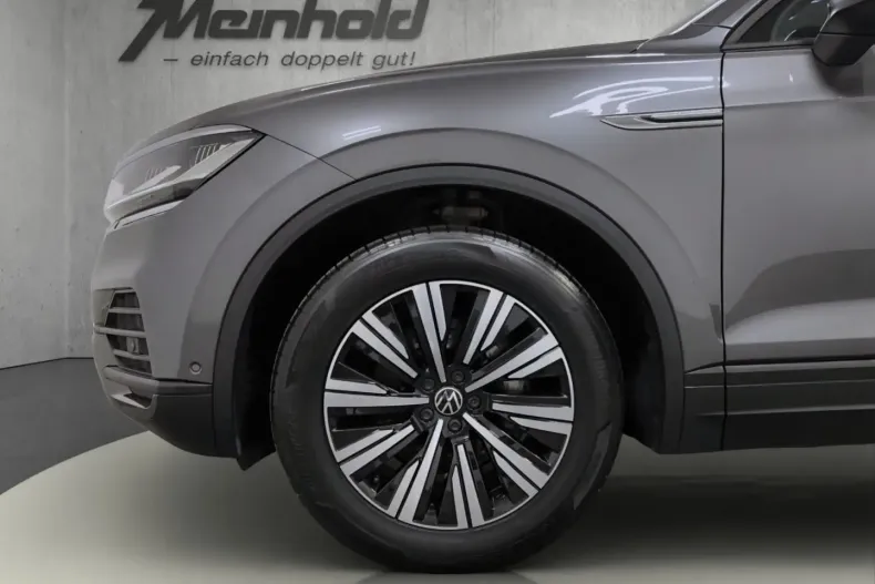 Volkswagen Touareg din 2021 cu 43.100 km - oferta VOL176984 - foto 5