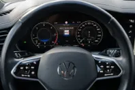 Volkswagen Touareg din 2022 cu 70.400 km - oferta VOL176988 - foto 9