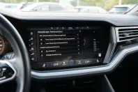 Volkswagen Touareg din 2022 cu 70.400 km - oferta VOL176988 - foto 13