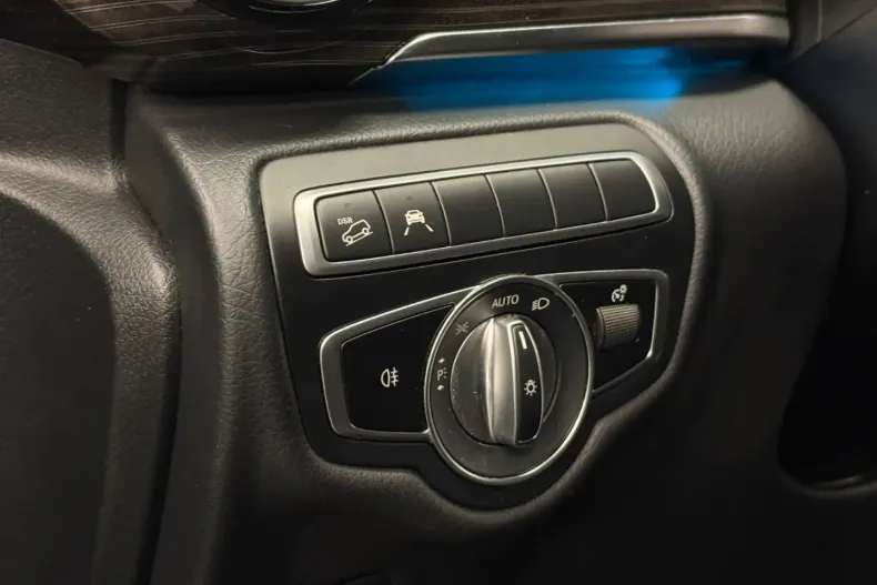 Mercedes-Benz V 250 din 2024 cu 15.000 km - oferta MER176989 - foto 26