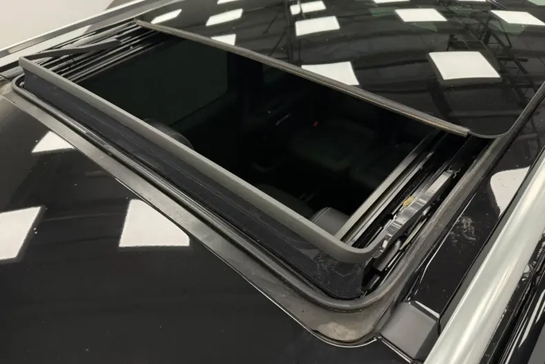 Mercedes-Benz V 300 din 2024 cu 22.000 km - oferta MER176990 - foto 32