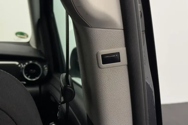 Mercedes-Benz V 250 din 2021 cu 52.000 km - oferta MER176992 - foto 22