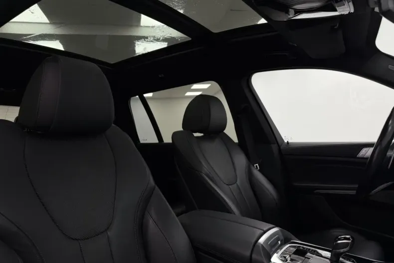 BMW X7 din 2021 cu 76.000 km - oferta BMW176996 - foto 3