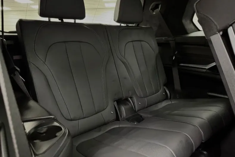 BMW X7 din 2021 cu 76.000 km - oferta BMW176996 - foto 35