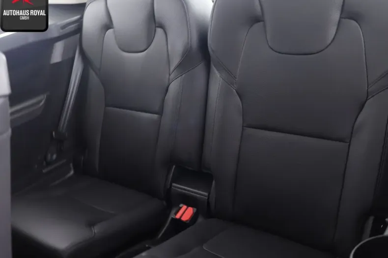 Volvo XC90 din 2021 cu 87.150 km - oferta VOL177000 - foto 12