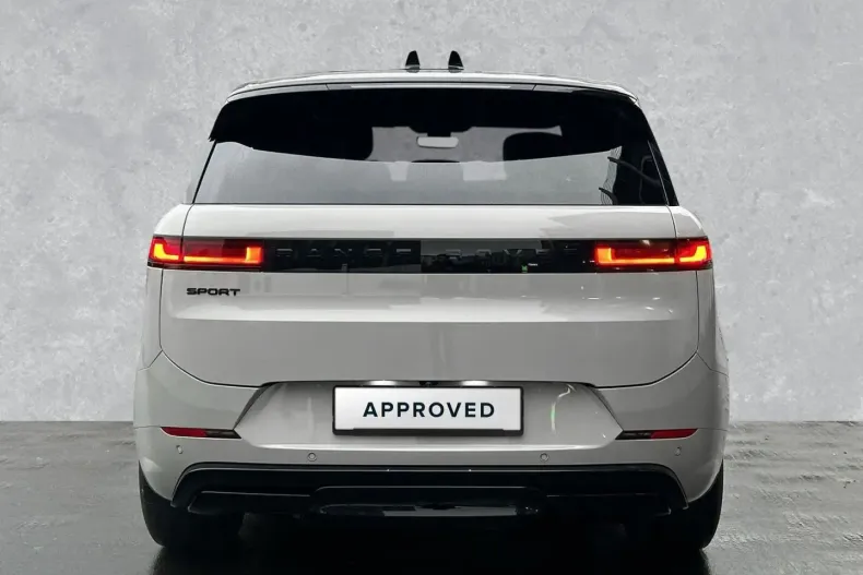 Land Rover Range Rover Sport din 2025 cu 18.200 km - oferta LAN177006 - foto 7