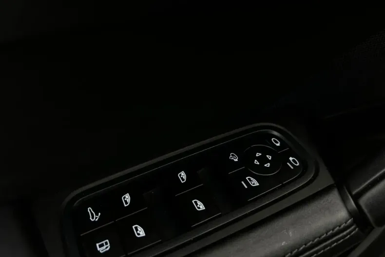 Porsche Cayenne din 2024 cu 45.460 km - oferta POR177007 - foto 18