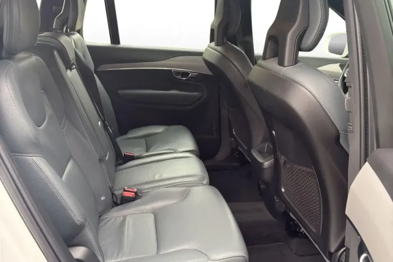 Volvo XC90 din 2021 cu 66.342 km - oferta VOL177008 - foto 19