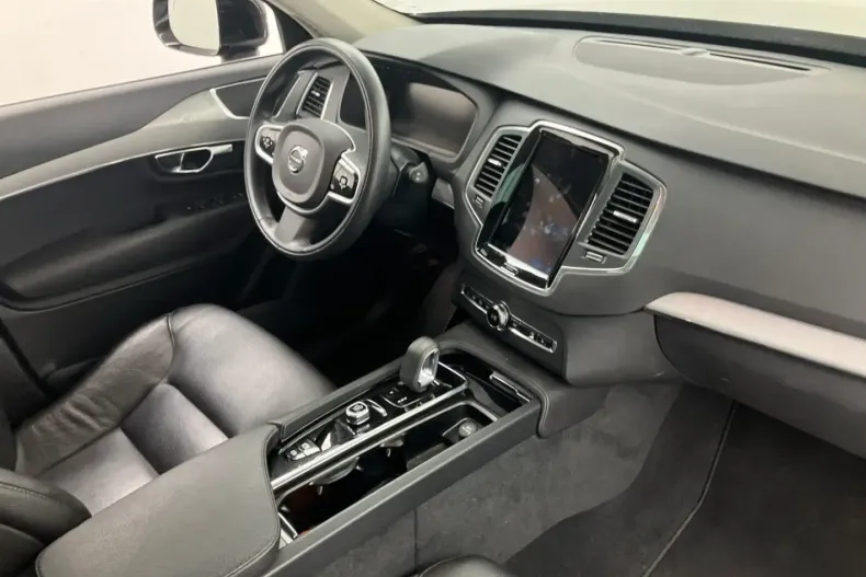 Volvo XC90 din 2021 cu 87.681 km - oferta VOL177011 - foto 5